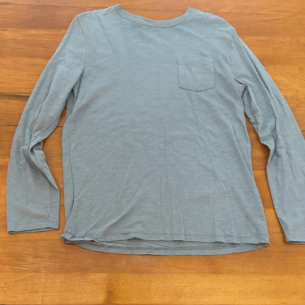 Gap Organic Cotton Gray Long Sleeve Pocket Tee -Boys Size XXL